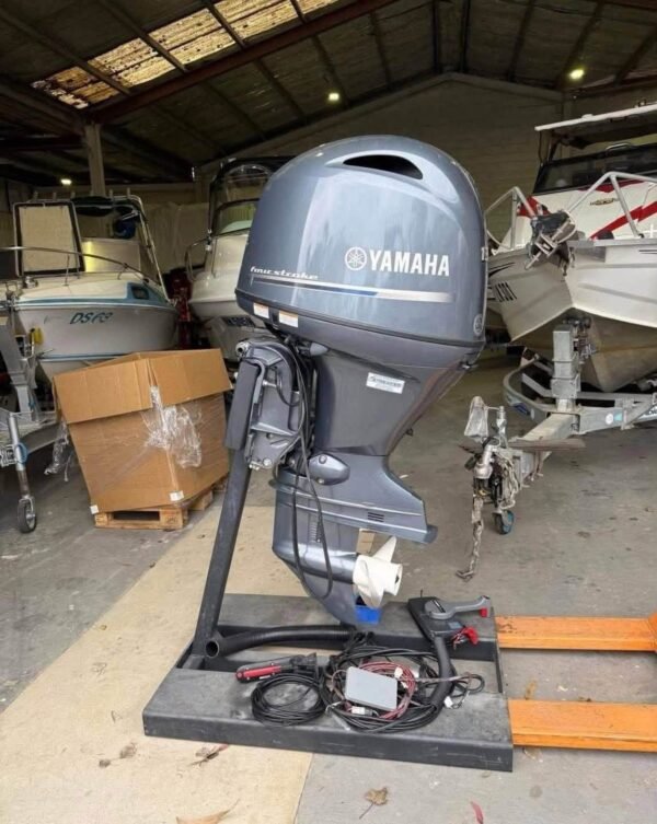 Yamaha 130HP 4-Stroke Used Outboard Motor – 2020 – 89 Hours – Long/Short Shaft