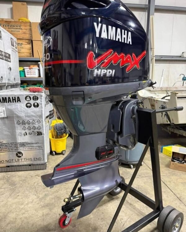Yamaha VMAX HPDI 250HP Used Outboard Motor – 2012 – 690 Hours – Long Shaft