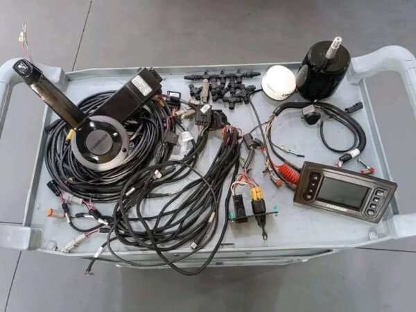 Evinrude 200HP Used Outboard Motor – 2018 – 205 Hours – Long Shaft