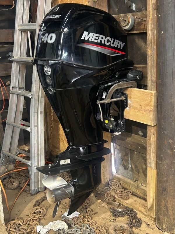 Mercury 40HP 4-Stroke Used Outboard Motor – 2016 – 605 Hours – Long/Short Shaft