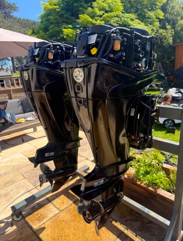 Twin Mercury 40HP 4-Stroke Used Outboard Motors – 2017 – 123/124 Hours – Long Shaft