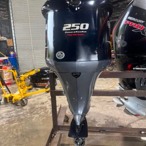 IMG-20260912-WA0016 Used Yamaha 250HP VMAX SHO Outboard | 123 Hours | 4-Stroke