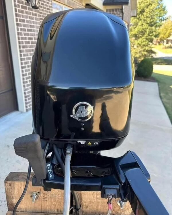 IMG-20260912-WA0068 Used Mercury 40HP Outboard 4-Stroke | Tiller Steer | 437 Hours