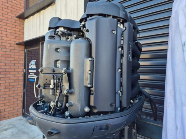 Used Yamaha Twin 300HP Outboards 2023 | 199 & 200 Hours | Freshwater