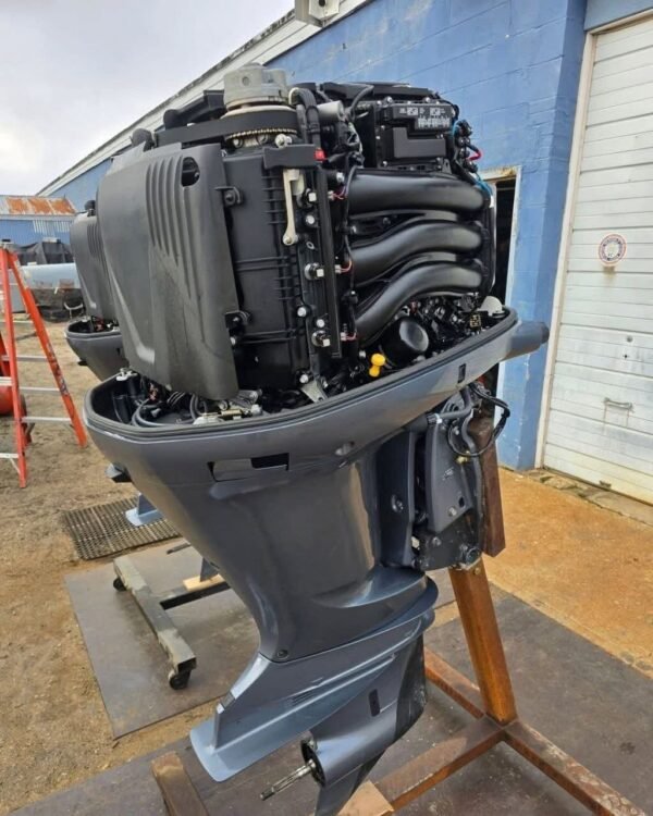 Used Yamaha Twin 300HP Outboards 2023 | 199 & 200 Hours | Freshwater